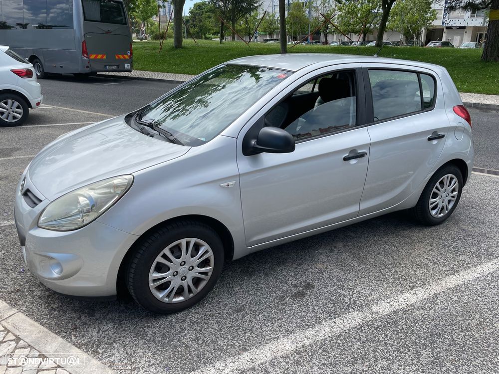 Hyundai i20 1.2 Classic ESP - 13