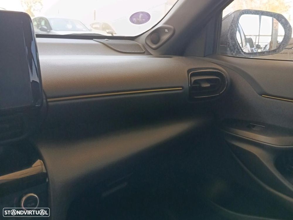 Toyota Yaris Cross 1.5 HDF Exclusive - 14