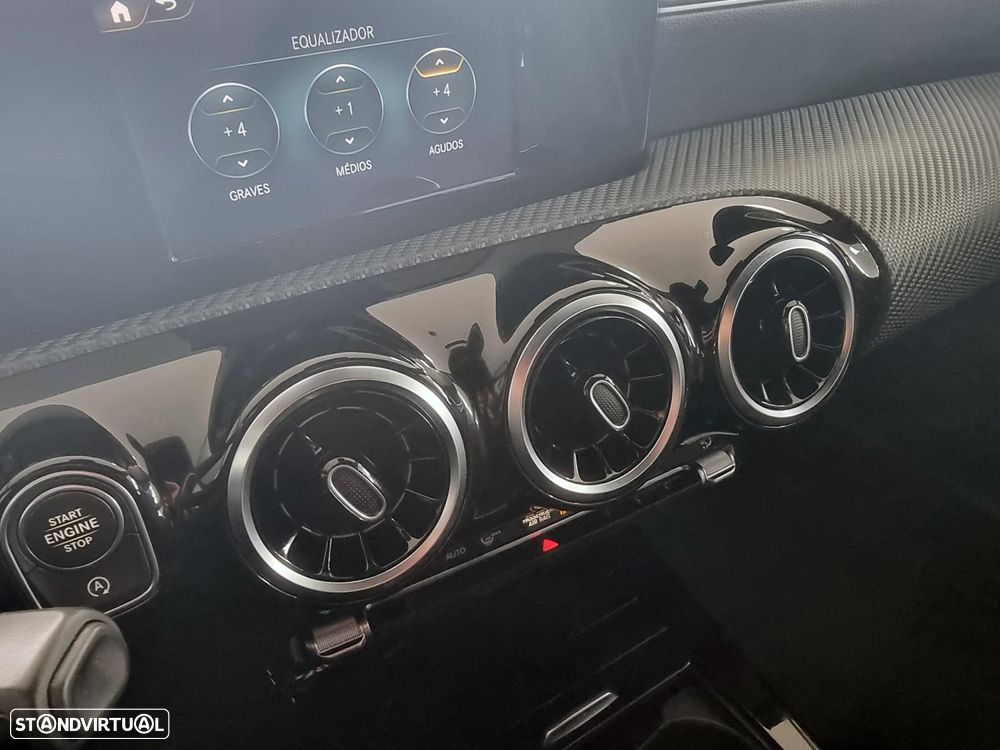 Mercedes-Benz CLA 180 d Style Aut. - 37