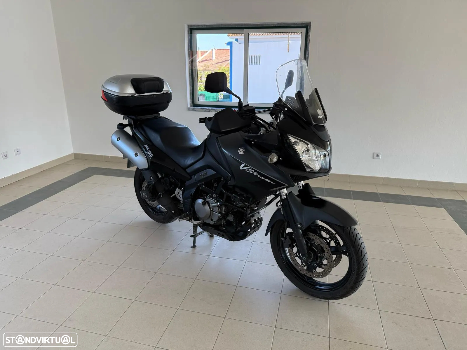 Suzuki DL V-Strom - 6