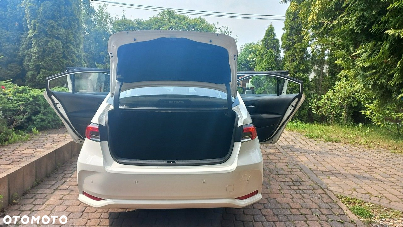 Toyota Corolla - 4