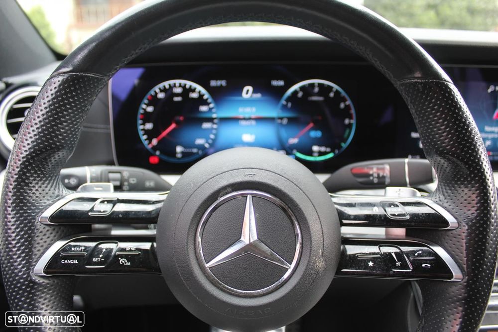 Mercedes-Benz E 300 de AMG Line - 14