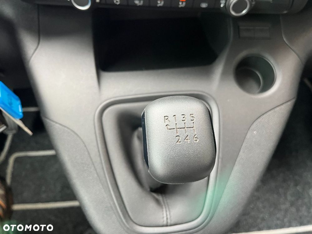Opel Combo - 17
