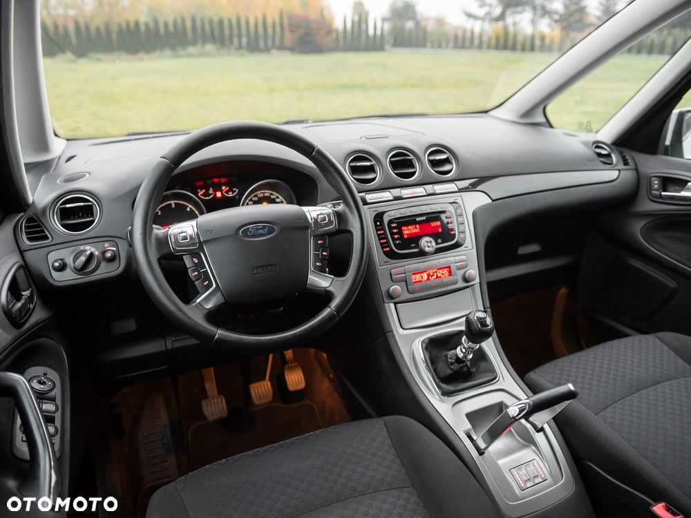 Ford Galaxy - 6