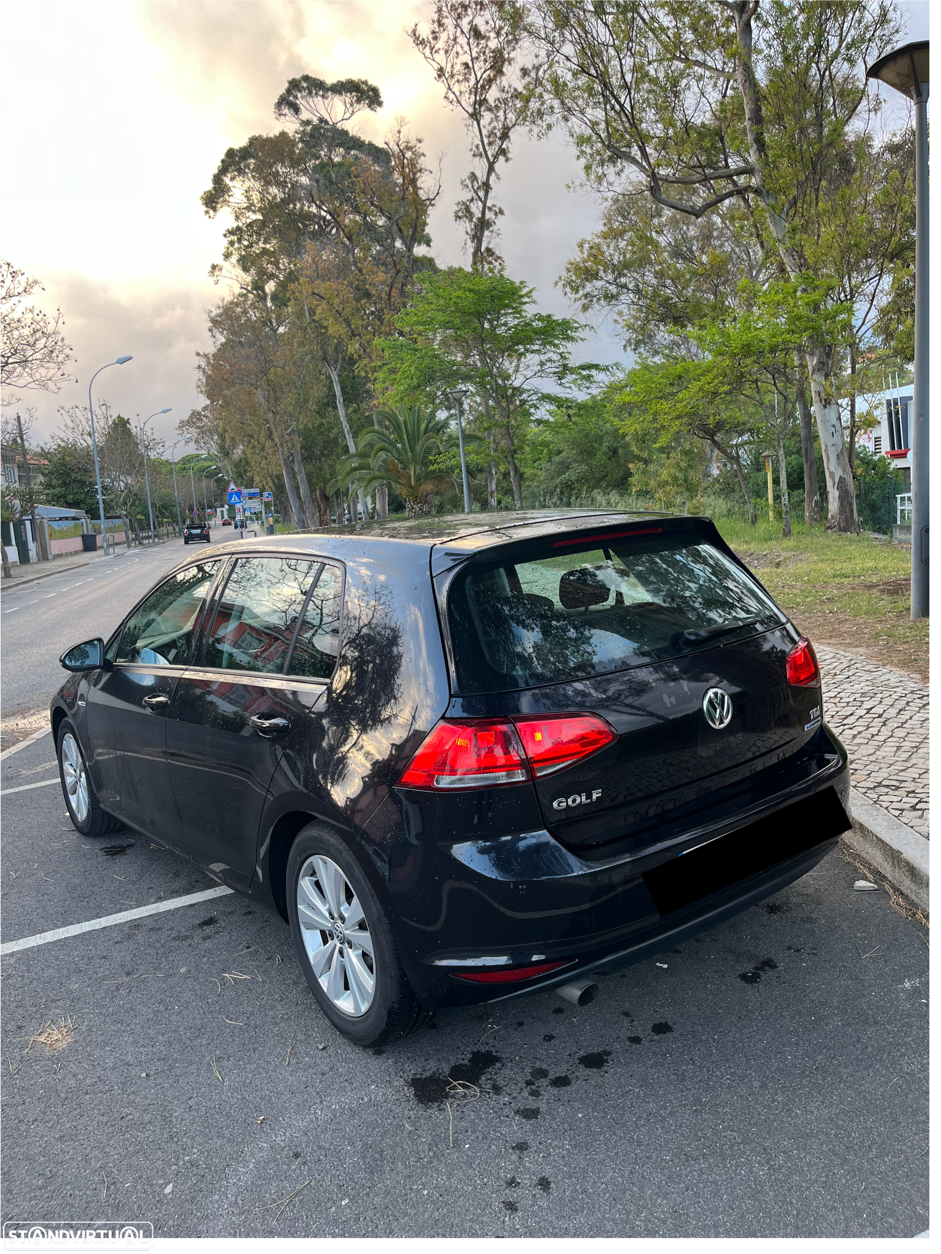 VW Golf 1.6 TDi BlueMotion Confortline - 8