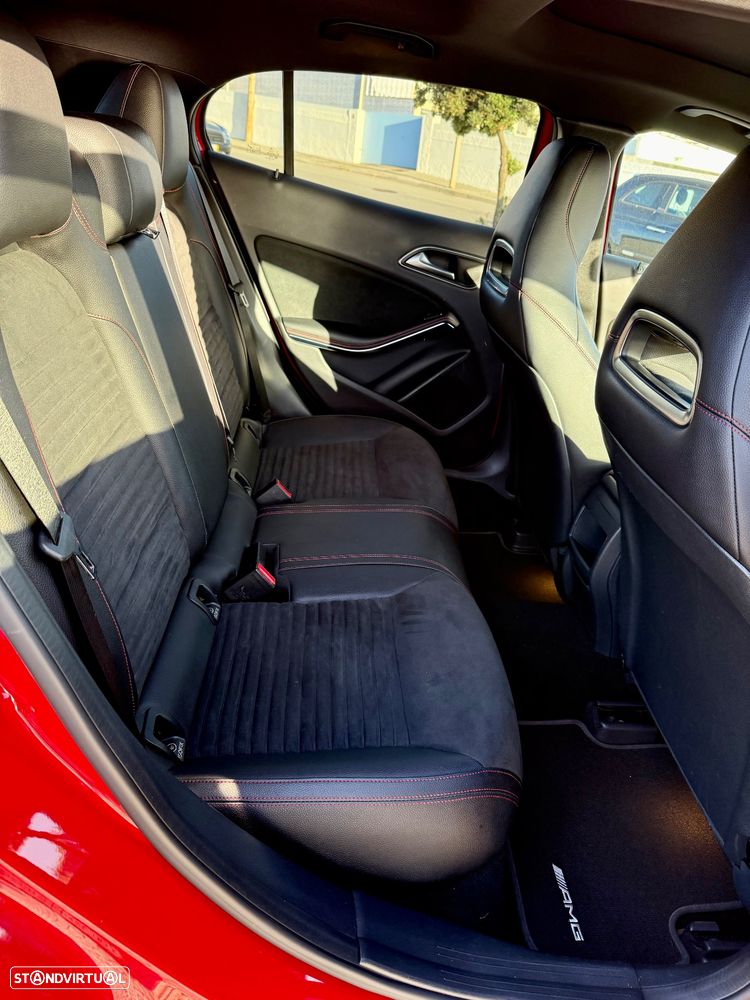 Mercedes-Benz GLA 220 d AMG Line 4-Matic - 9