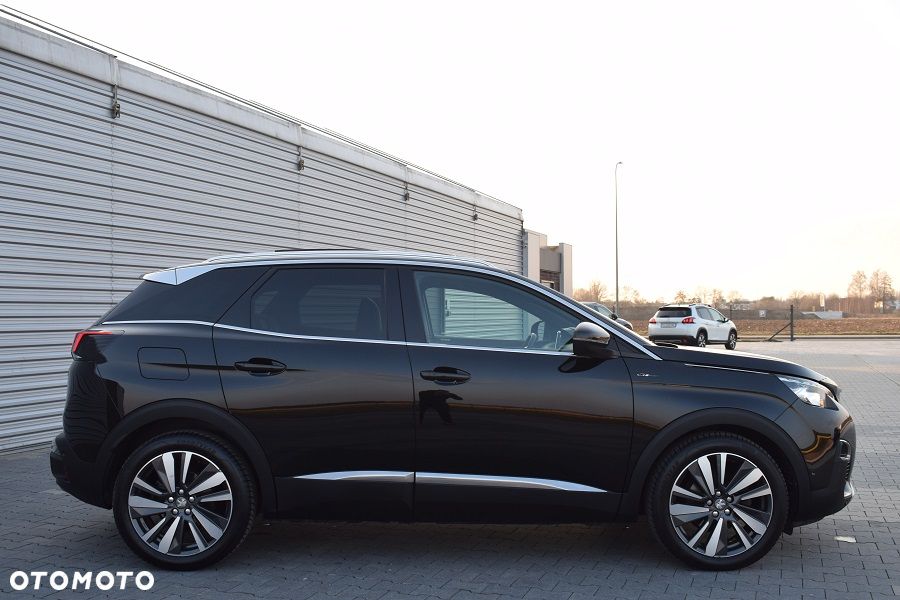 Peugeot 3008 1.2 PureTech GPF Allure S&S - 37