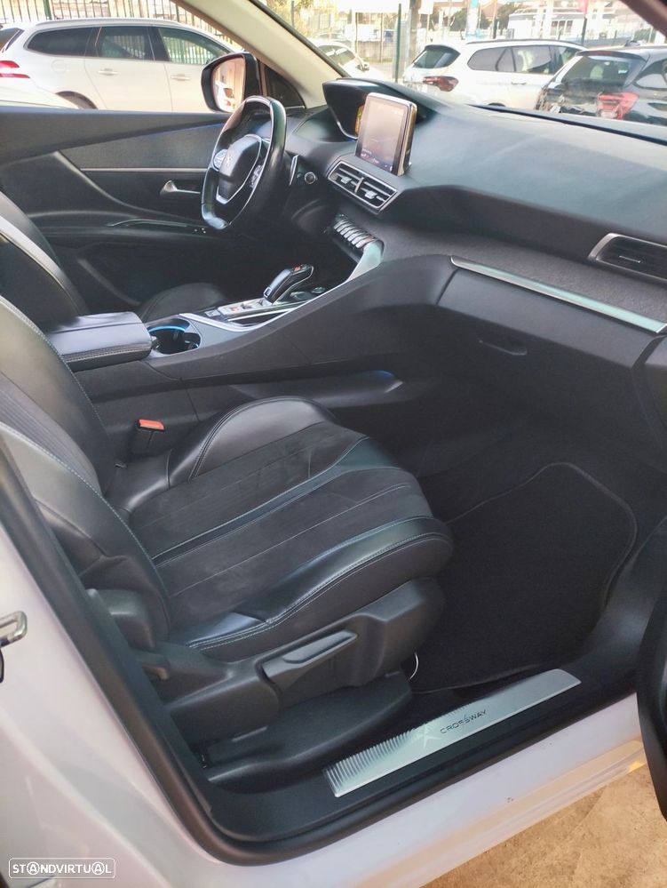 Peugeot 3008 1.2 PureTech Allure Grip Control EAT6 - 23