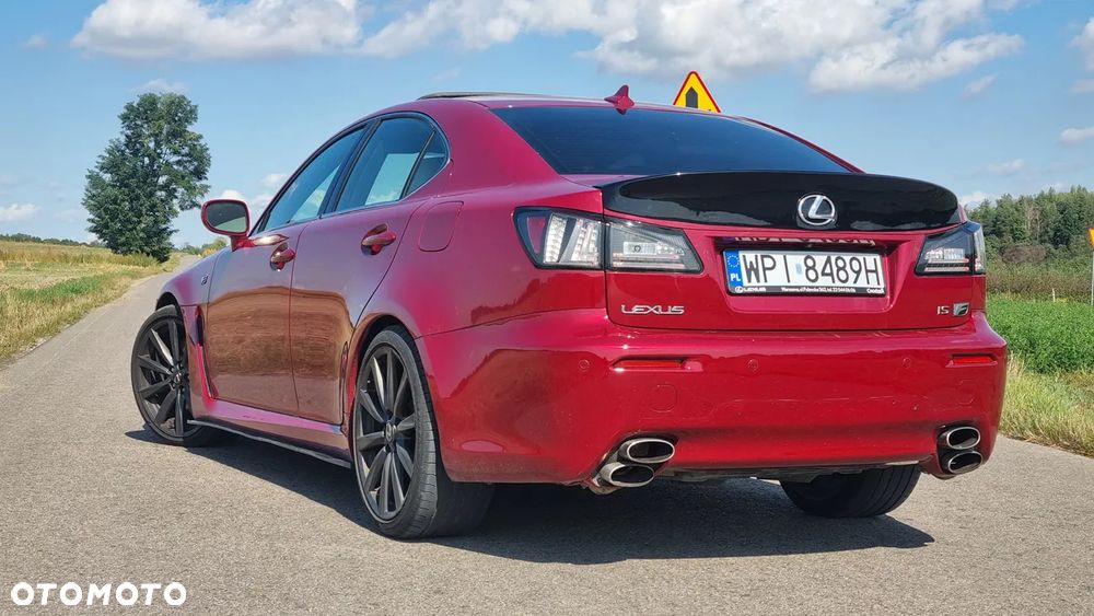 Lexus IS F Sport - 2