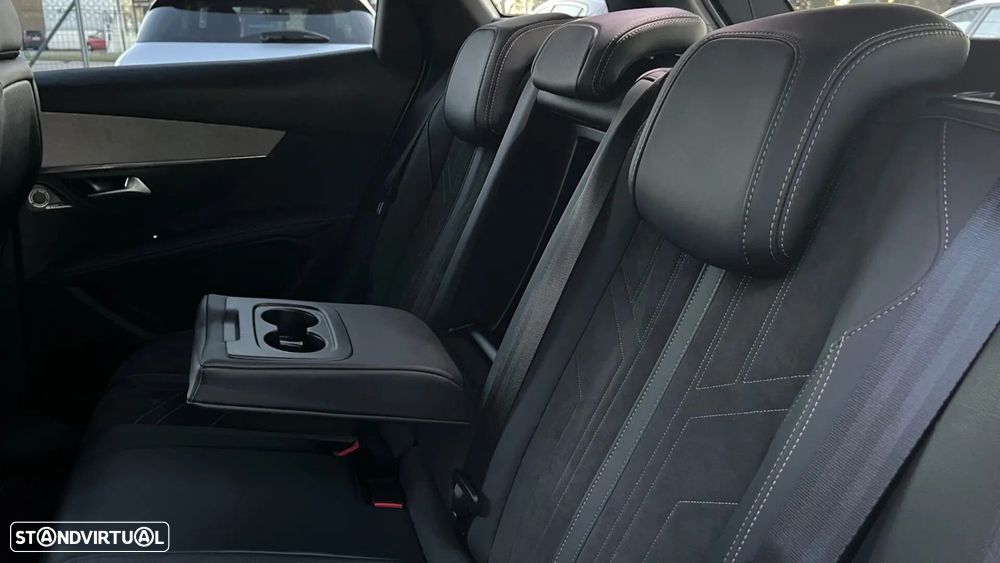 Peugeot 3008 1.5 BlueHDi GT EAT8 - 22