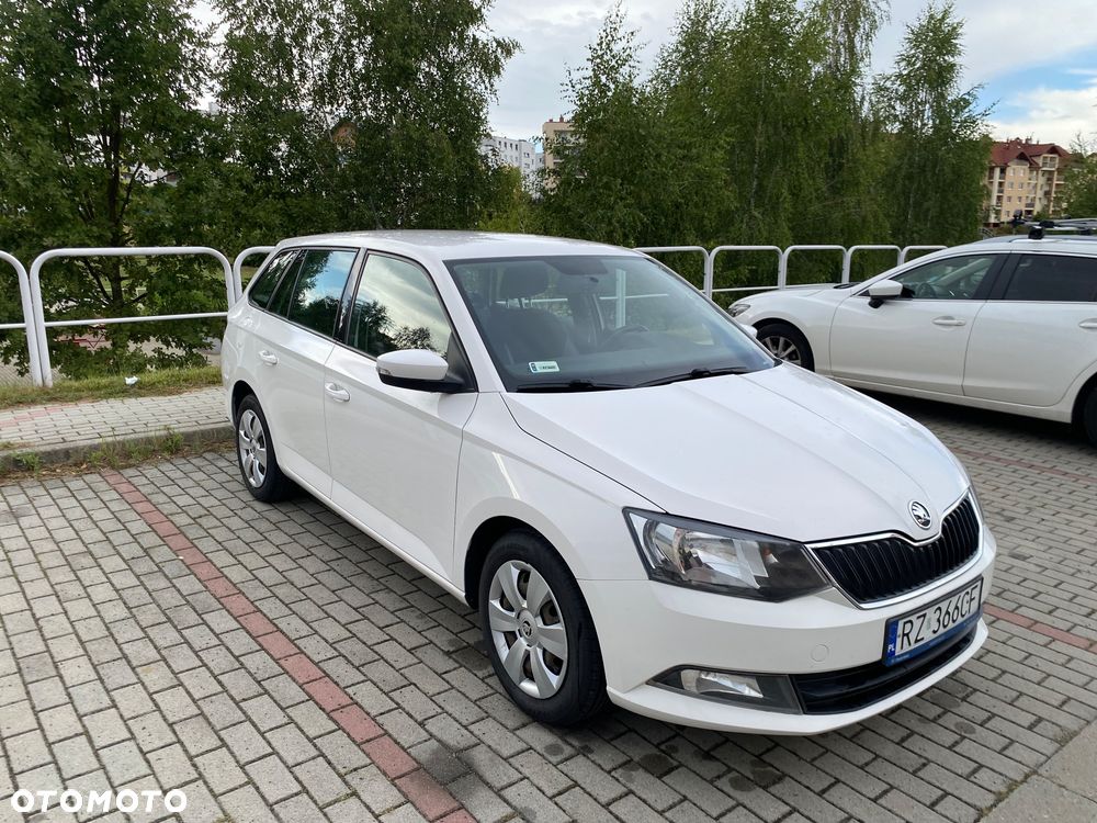 Skoda Fabia 1.2 TSI Active - 1