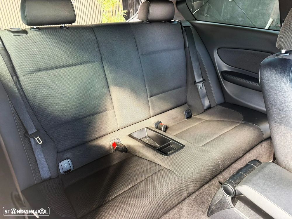 BMW 123 d DPF Aut. Edition Sport - 9