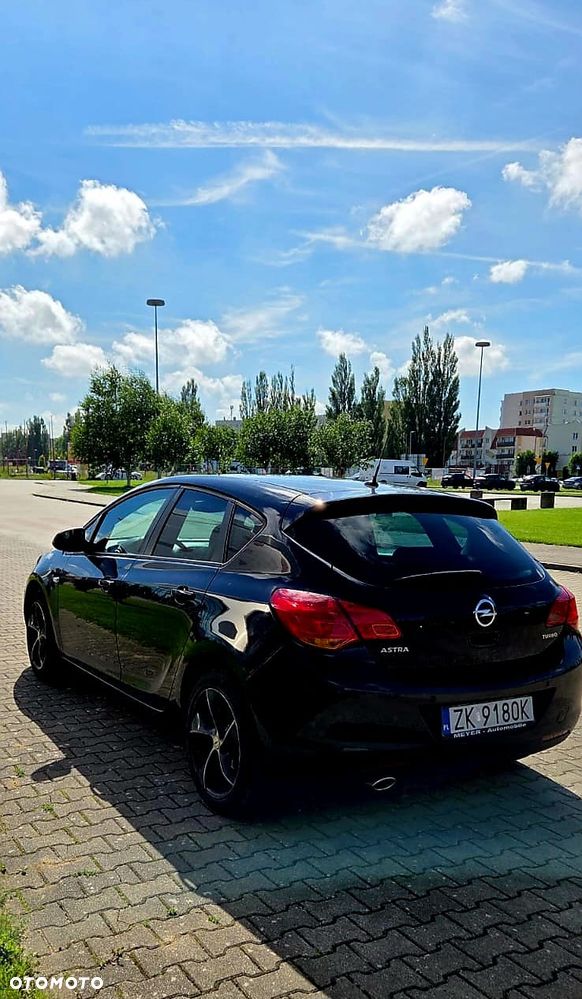 Opel Astra 1.4 Turbo - 13