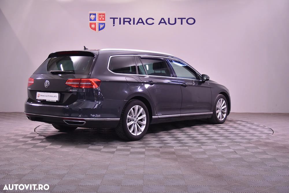 Volkswagen Passat - 6