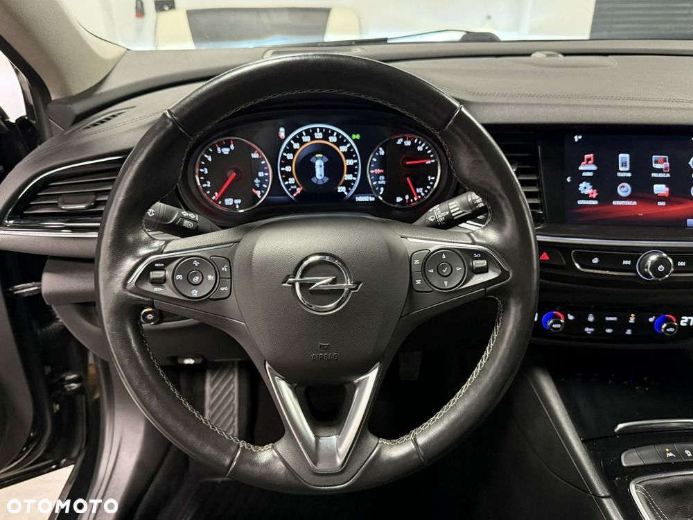 Opel Insignia - 21