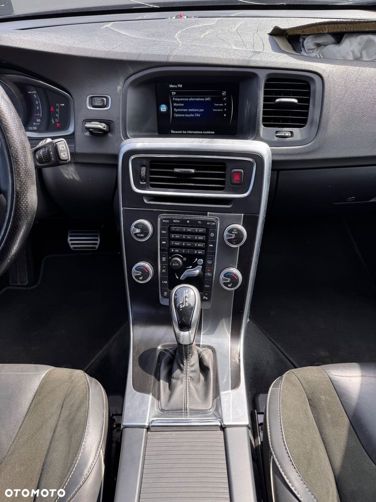 Volvo V60 D4 Geartronic RDesign - 20