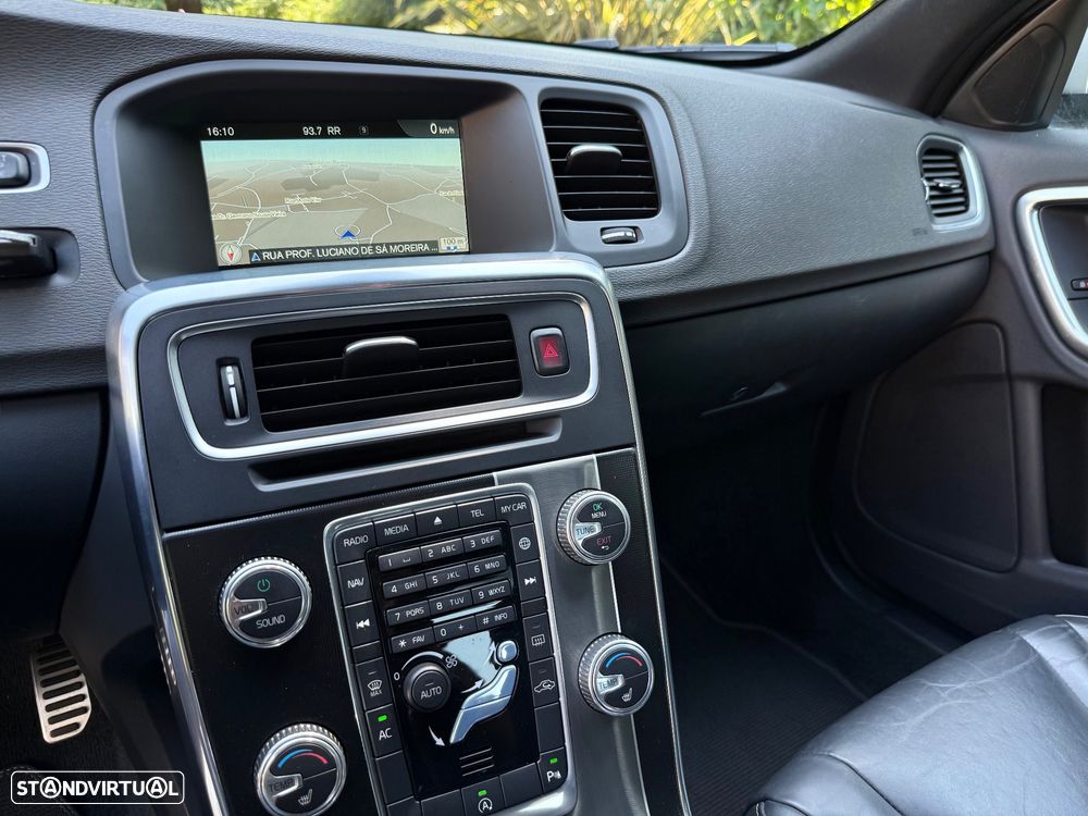 Volvo S60 2.0 D4 R-Design - 6