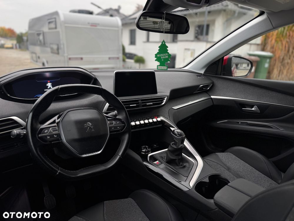 Peugeot 3008 - 14