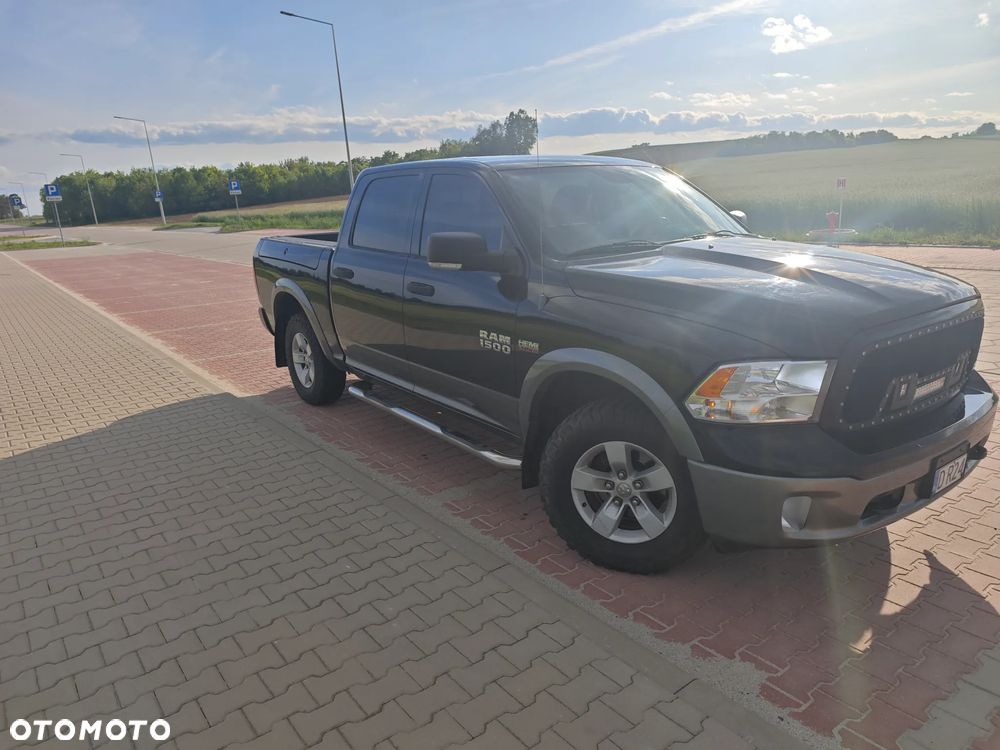 Dodge RAM 5.7 4x4 - 3