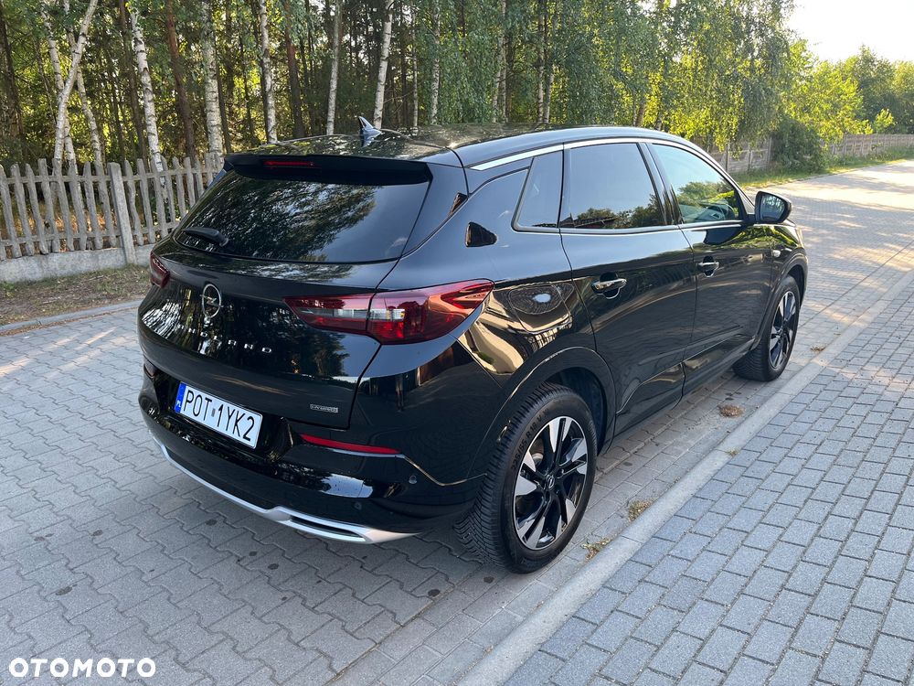 Opel Grandland 1.6 T PHEV Business Elegance - 4