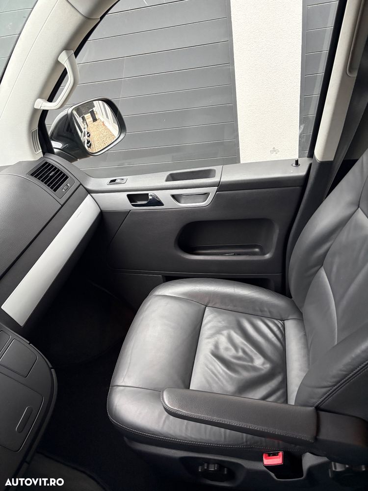 Volkswagen Transporter Multivan DSG BMT Highline - 26