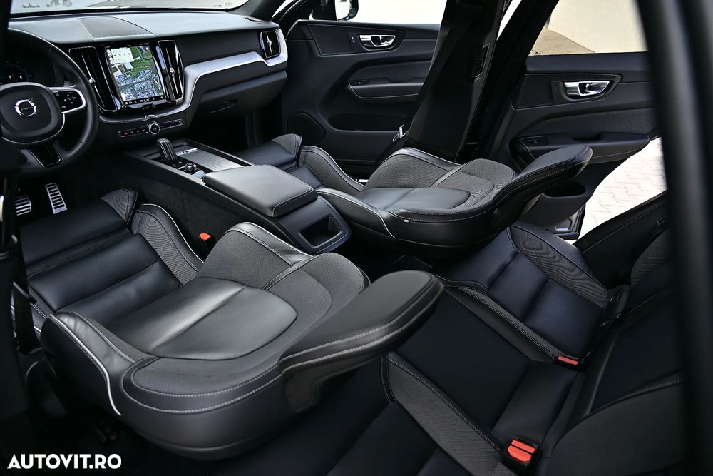 Volvo XC 60 B4 MHEV AT8 AWD R-Design - 10