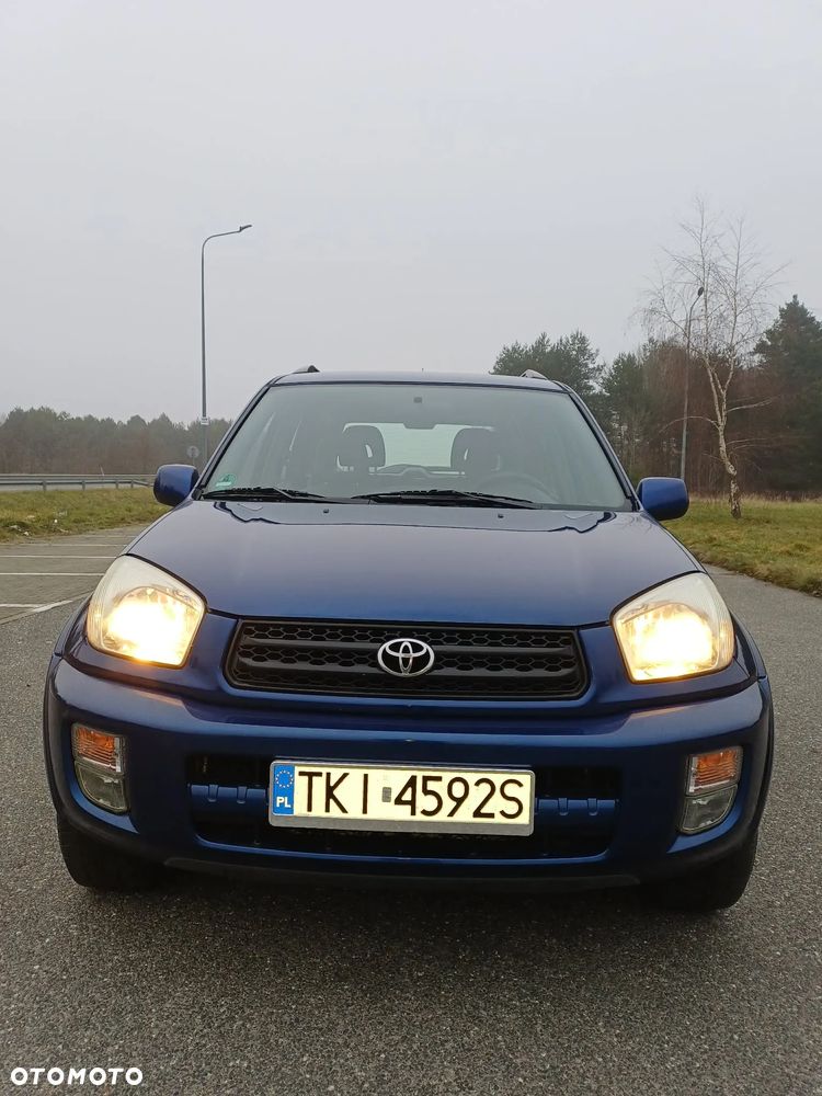 Toyota RAV4 2.0 VVT-i 4x4 - 6