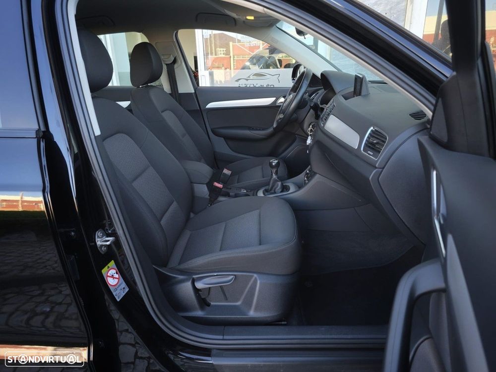 Audi Q3 2.0 TDI Design - 23