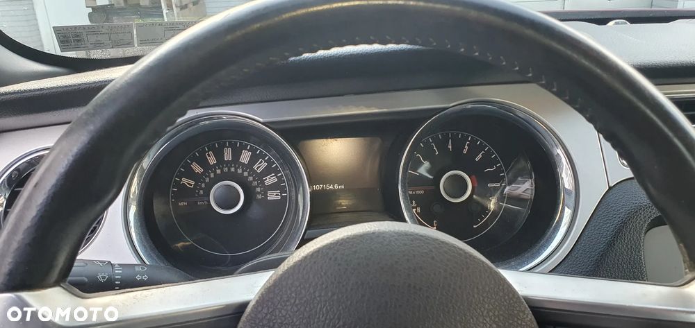Ford Mustang 3.7 V6 Premium - 6