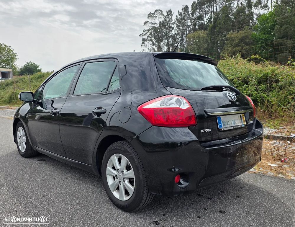 Toyota Auris 1.4 D-4D AC - 6