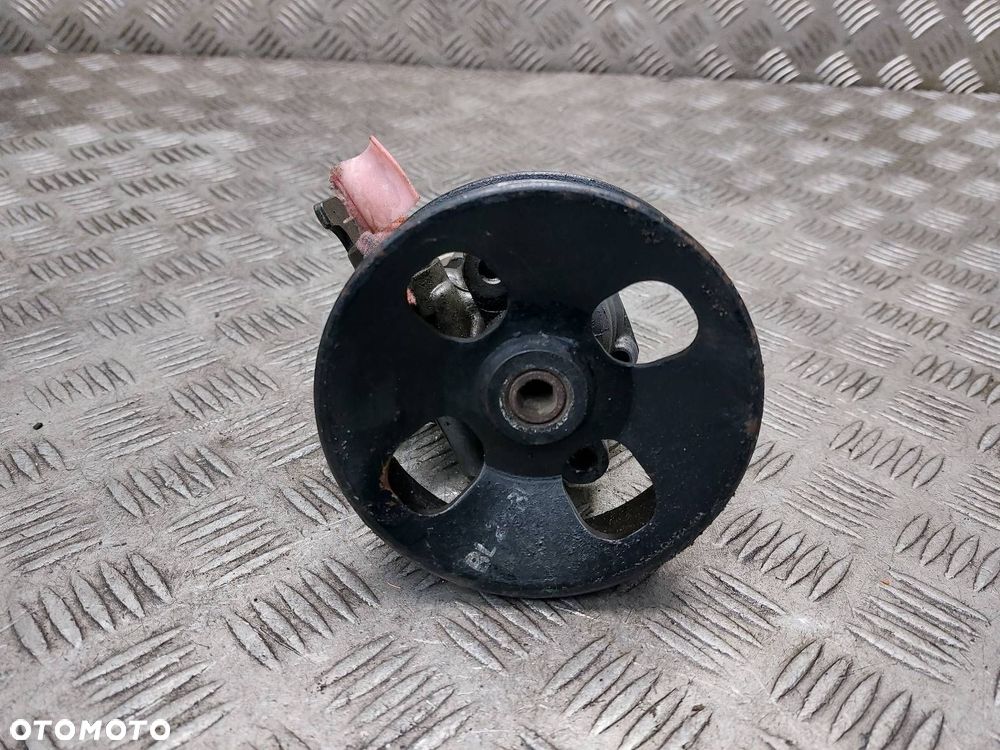 POMPA WSPOMAGANIA KIA SORENTO I 2.5 CRDI - 3