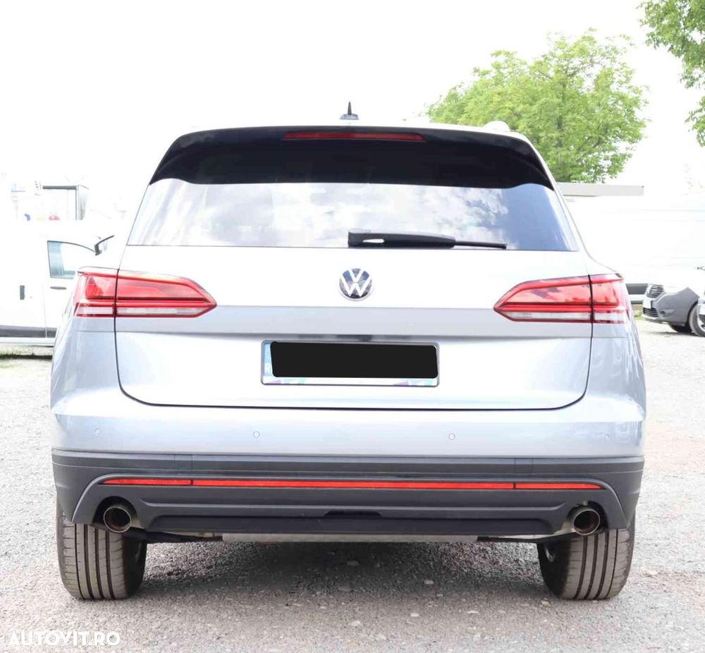 Volkswagen Touareg - 7