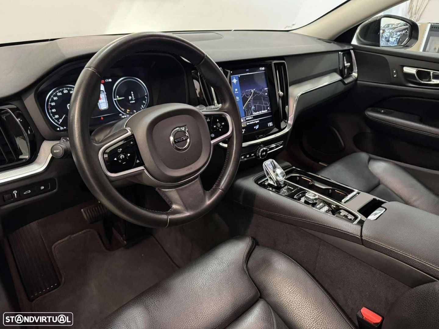 Volvo V60 2.0 T8 AWD TE Inscription - 12