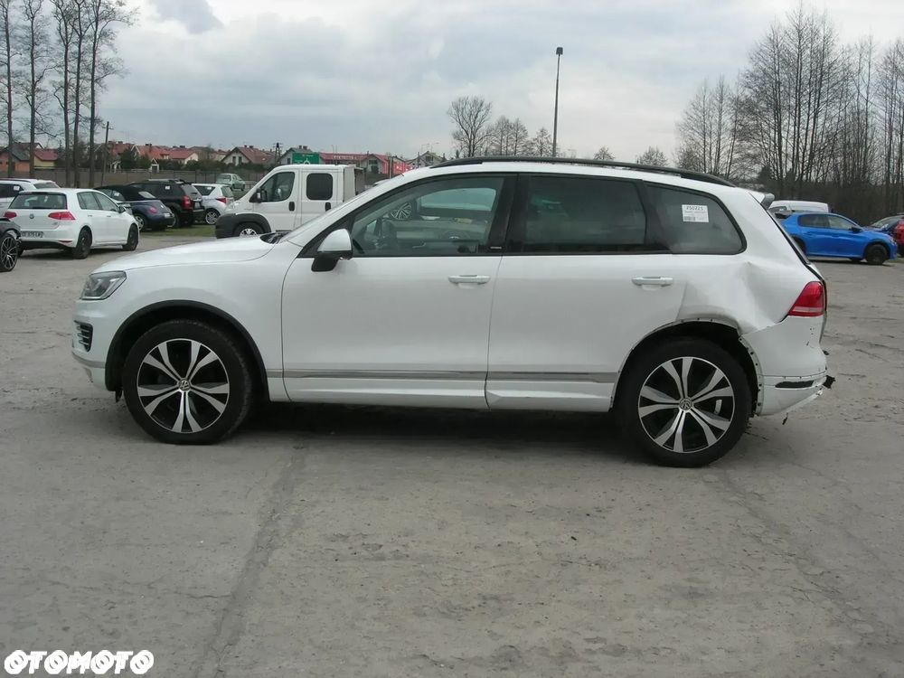 Volkswagen Touareg 3.0 V6 TDI BMT Perfectline R-Style - 5