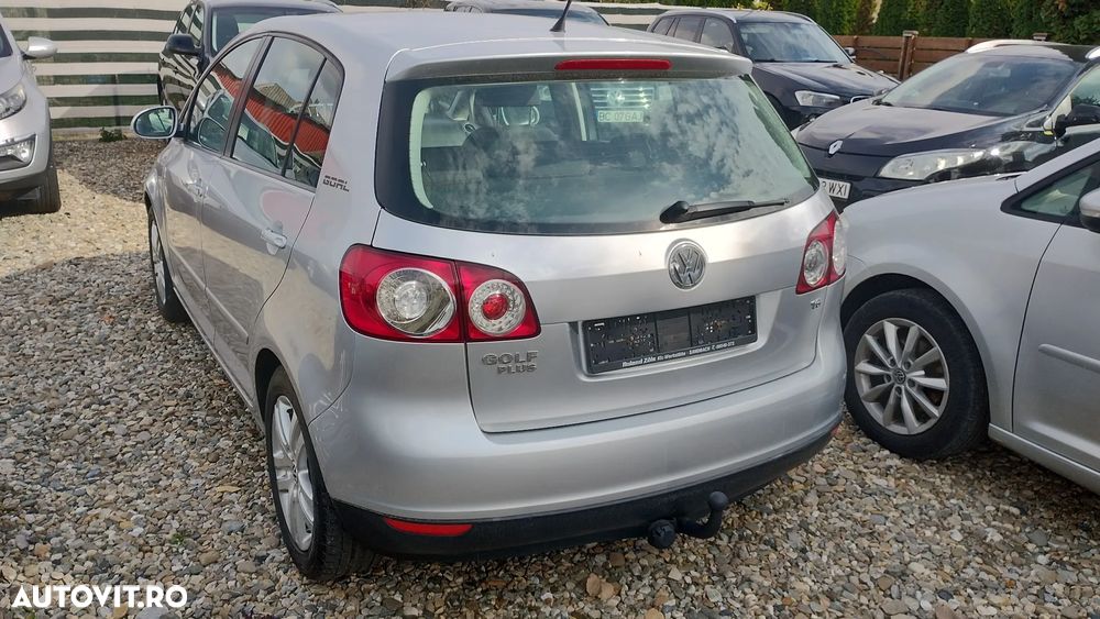 Volkswagen Golf - 5