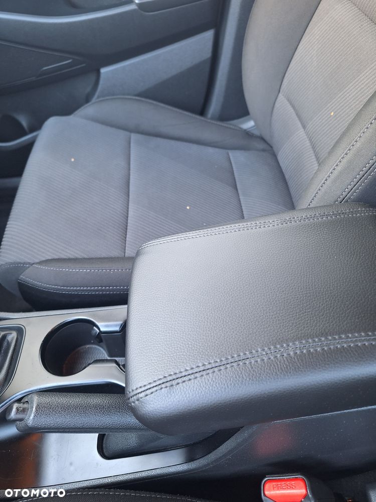 Hyundai Tucson 1.6 CRDi Style 2WD - 21