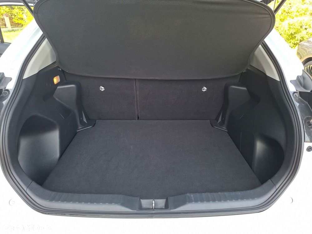Toyota Yaris Cross - 18