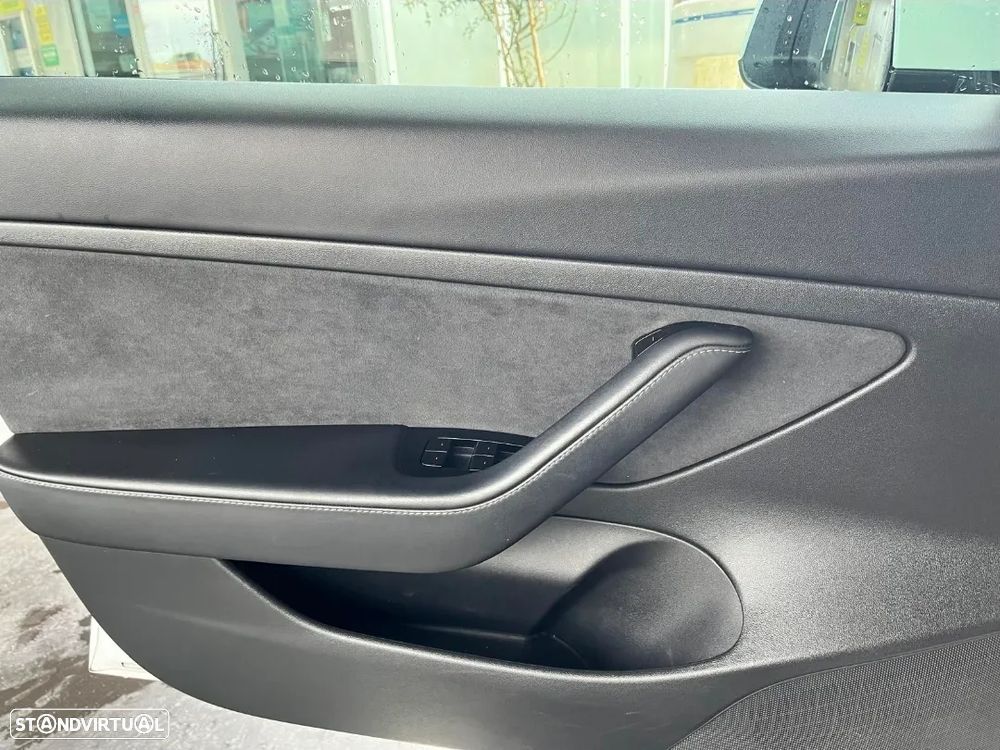 Tesla Model 3 Standard Range Plus RWD - 13
