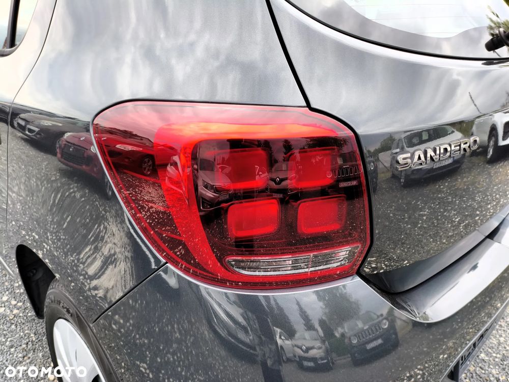 Dacia Sandero - 16