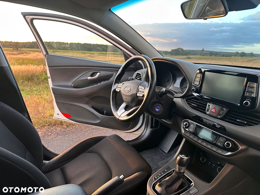 Hyundai i30 1.4 T-GDI Comfort DCT - 8