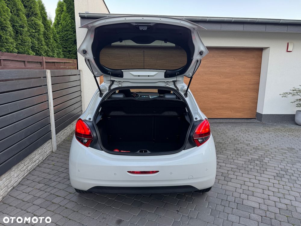 Peugeot 208 1.2 PureTech Allure S&S - 38