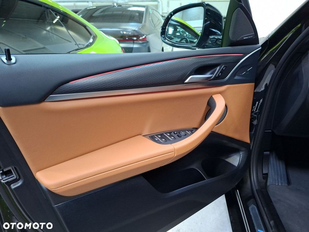 BMW X4 - 12
