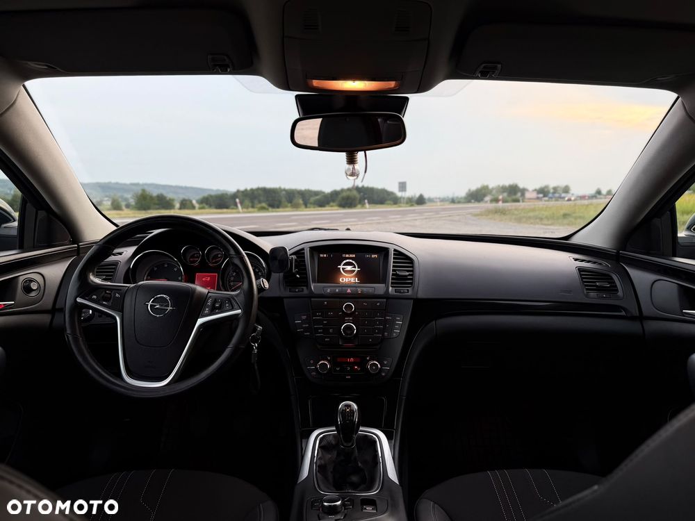 Opel Insignia 2.0 CDTI Cosmo - 11