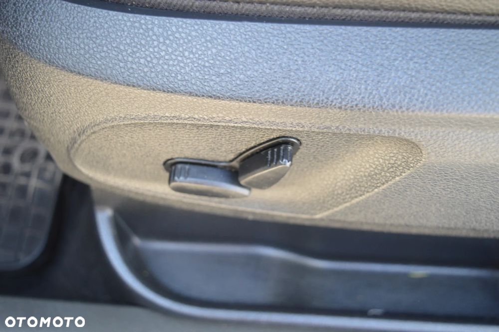 Ford Kuga 2.0 TDCi 4WD Titanium - 19