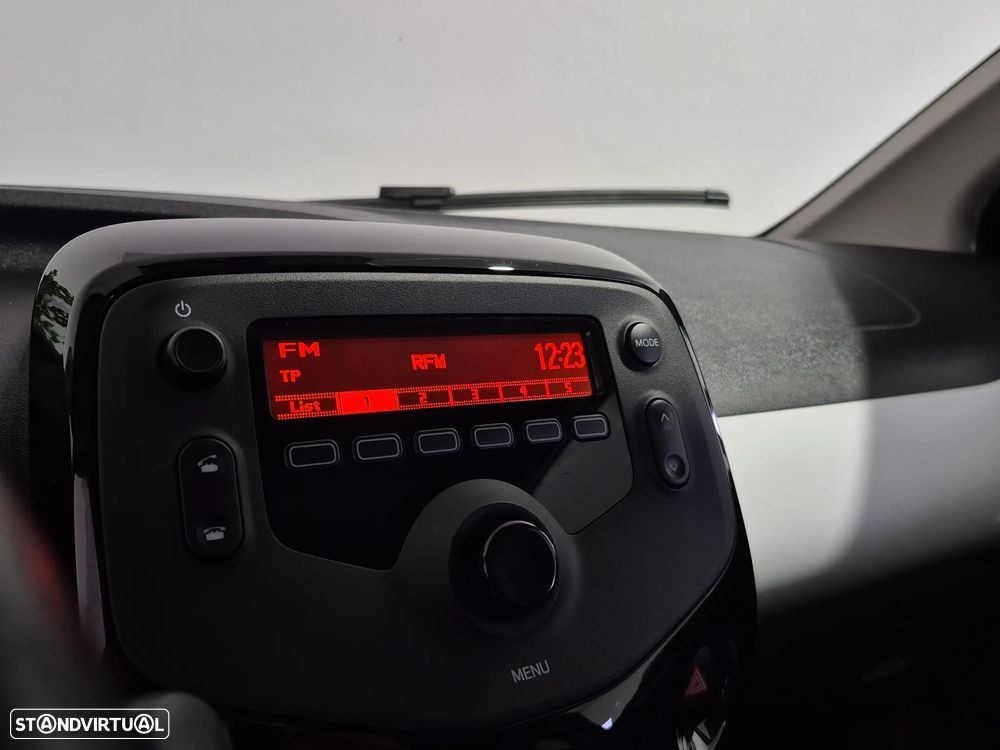 Peugeot 108 1.0 VTi Style - 11