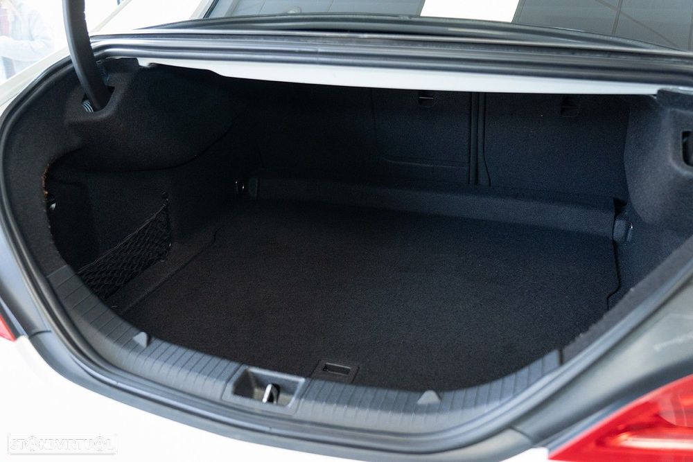 Mercedes-Benz CLA 180 CDI - 9