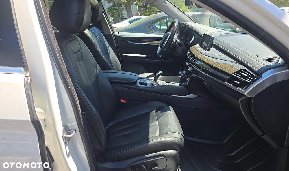 BMW X6 xDrive35i - 9