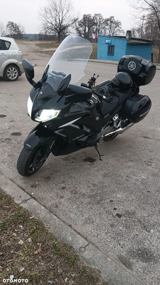 Yamaha FJR - 1