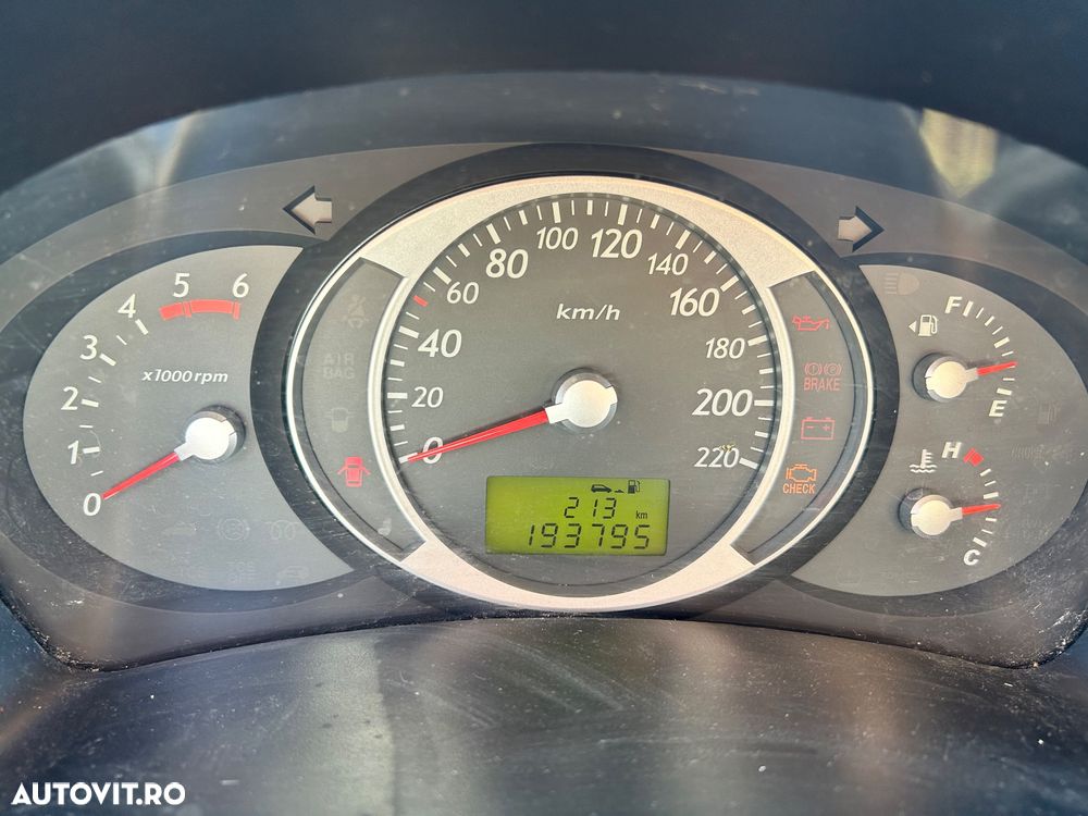Hyundai Tucson 2.0 CRDI 2WD GLS - 8