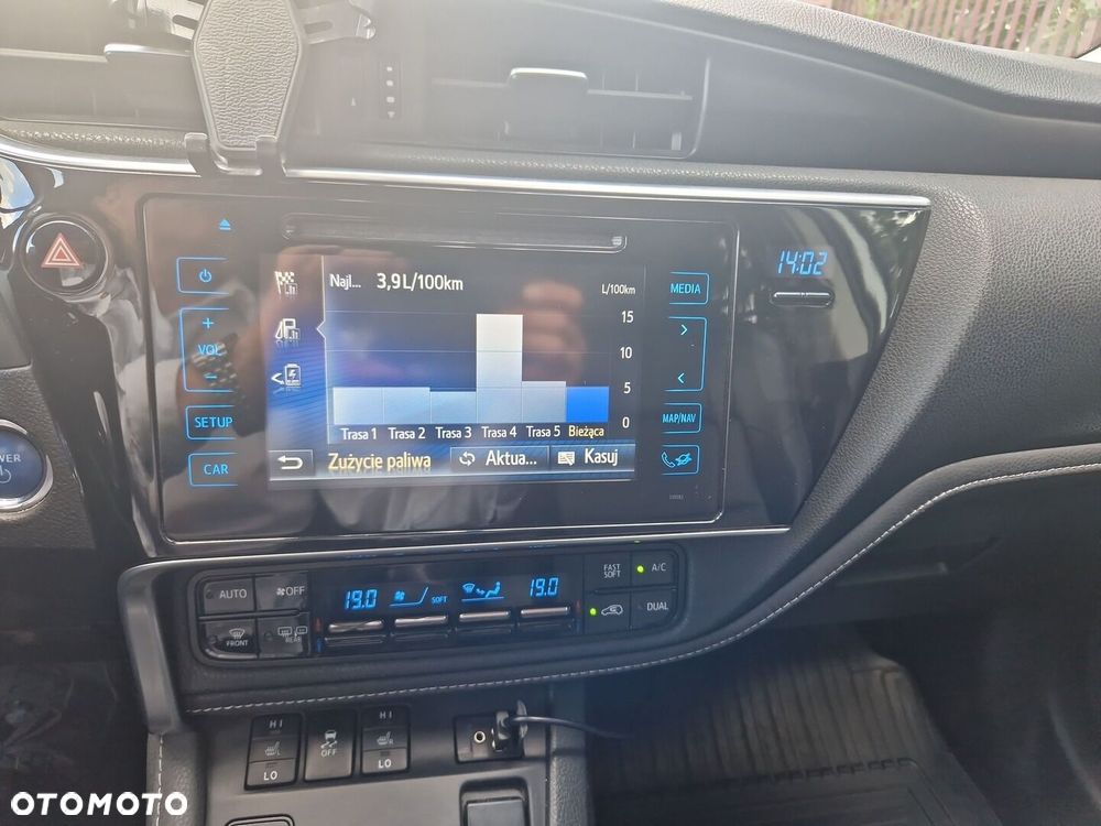 Toyota Auris - 19